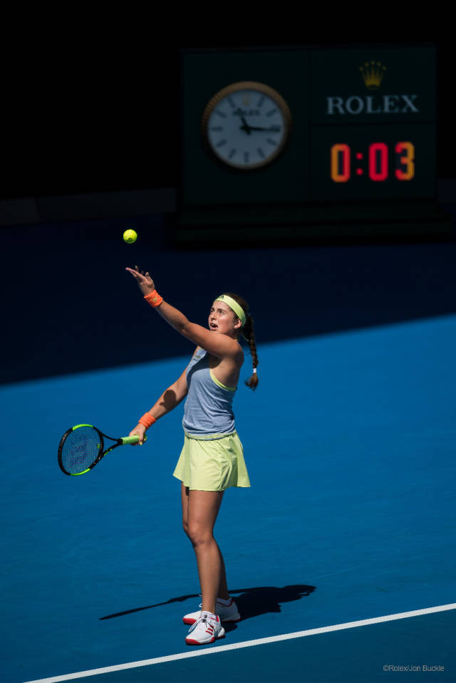 他面临的不 他面临的不