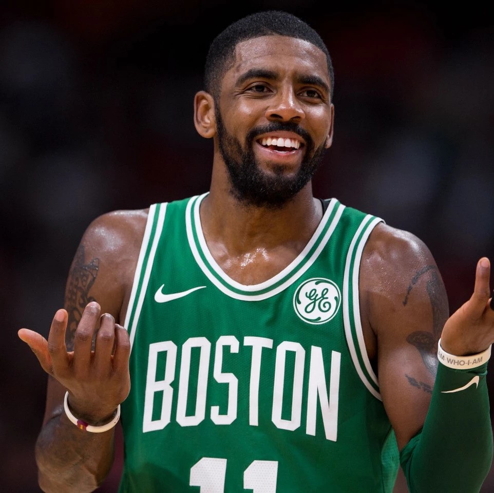 长传解围 长传解围